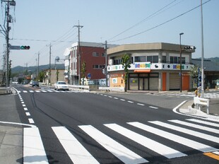 宮田町滑川テナントの物件外観写真